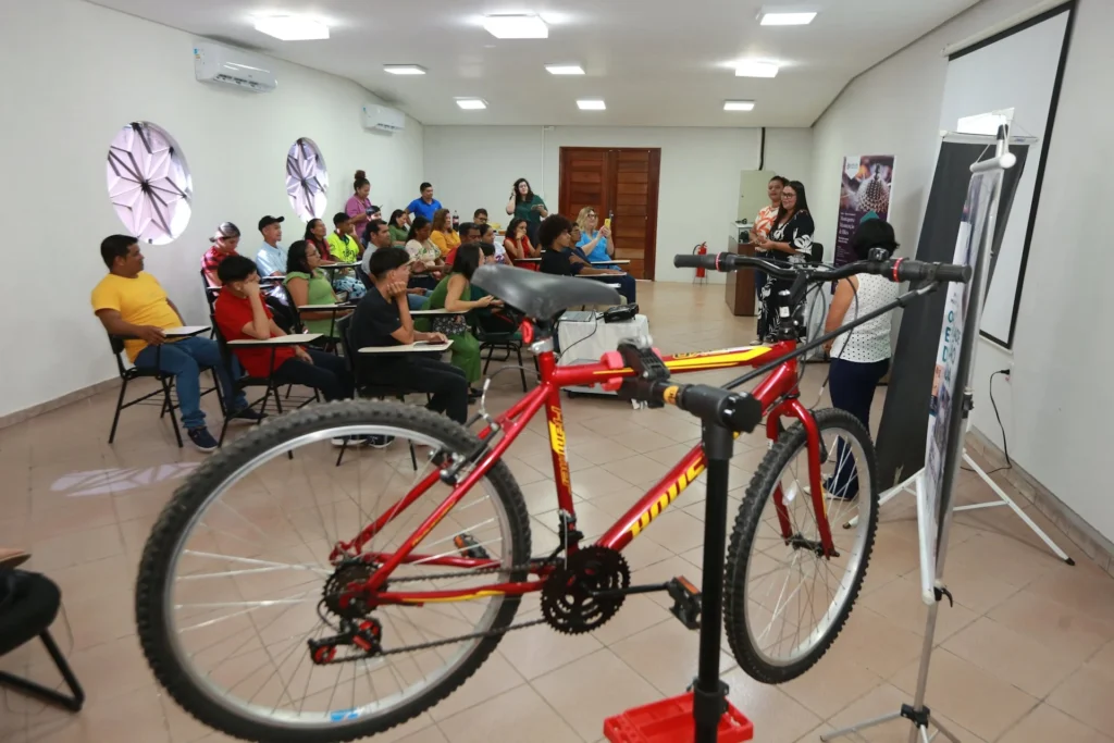 Projeto Monta Bike capacita jovens e adultos para geração de renda em Barcarena