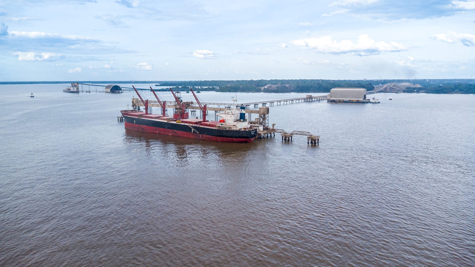 Empresa realiza simulado de vazamento de óleo no Terminal de Vila do Conde, em Barcarena