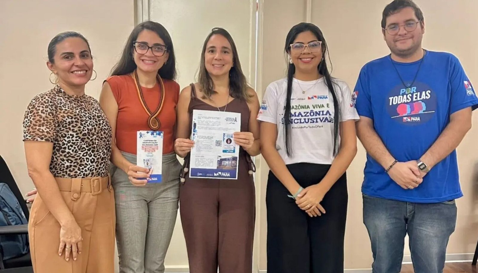 Governo do Pará entrega carteiras de identificação para autistas em Barcarena